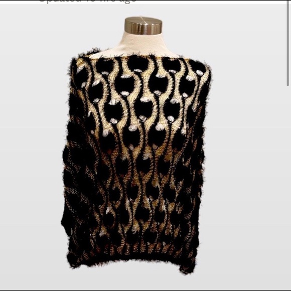 Tasha Tops - Tasha knitted gold thread black pho fur size M/L